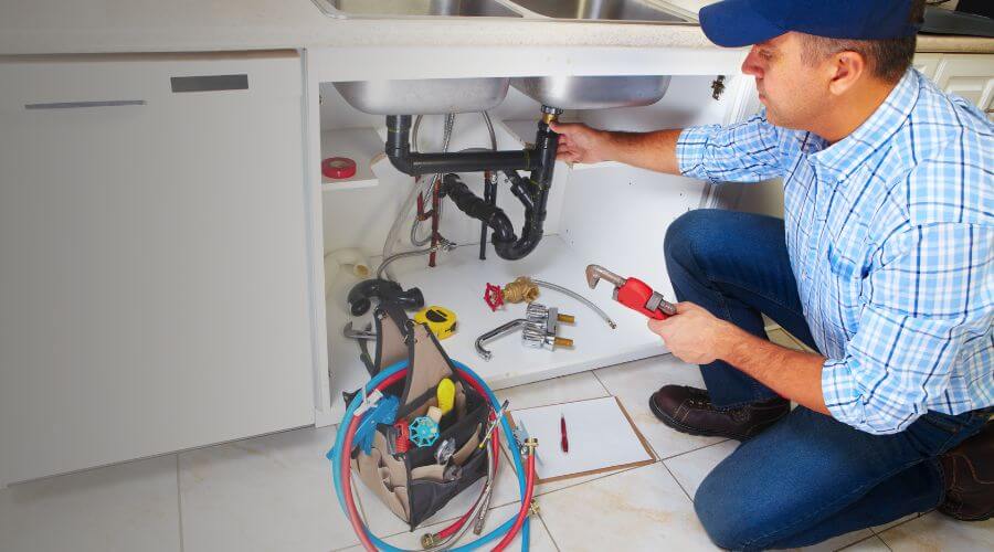 Professional expert plumbing services in Playas, NM